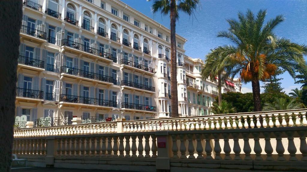 Apartment Le Victoria, 2p Moderne, Les Pieds Dans L'eau, Parking, Piscine *