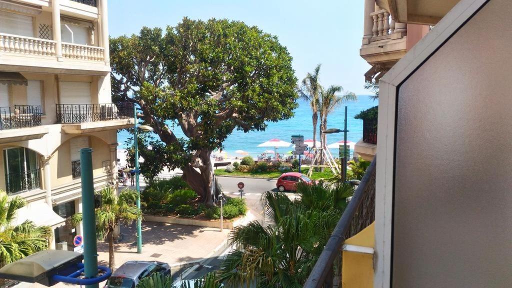 Apartment Le Victoria, 2p Moderne, Les Pieds Dans L'eau, Parking, Piscine *