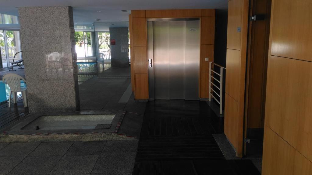Apartment Le Victoria, 2p Moderne, Les Pieds Dans L'eau, Parking, Piscine *