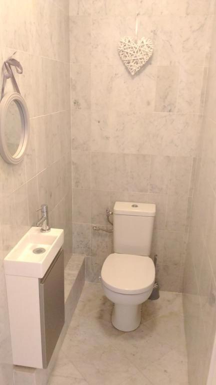 Apartment Le Victoria, 2p Moderne, Les Pieds Dans L'eau, Parking, Piscine